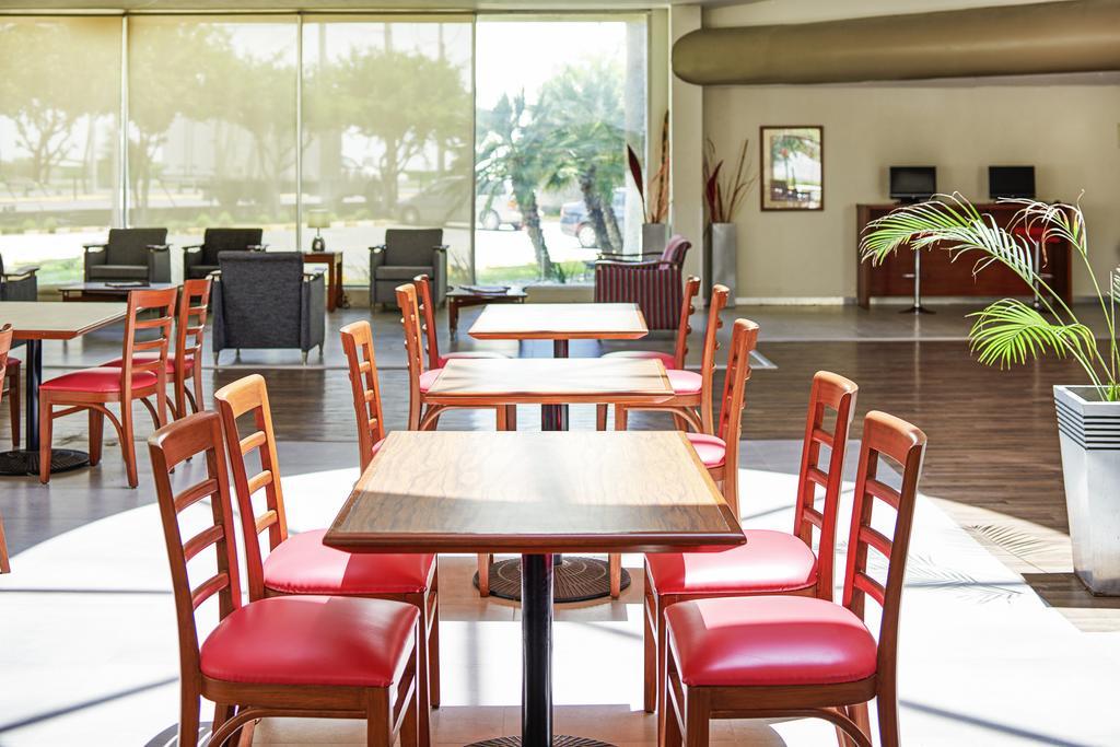 Ibis Monterrey Aeropuerto Hotel Apodaca Kültér fotó